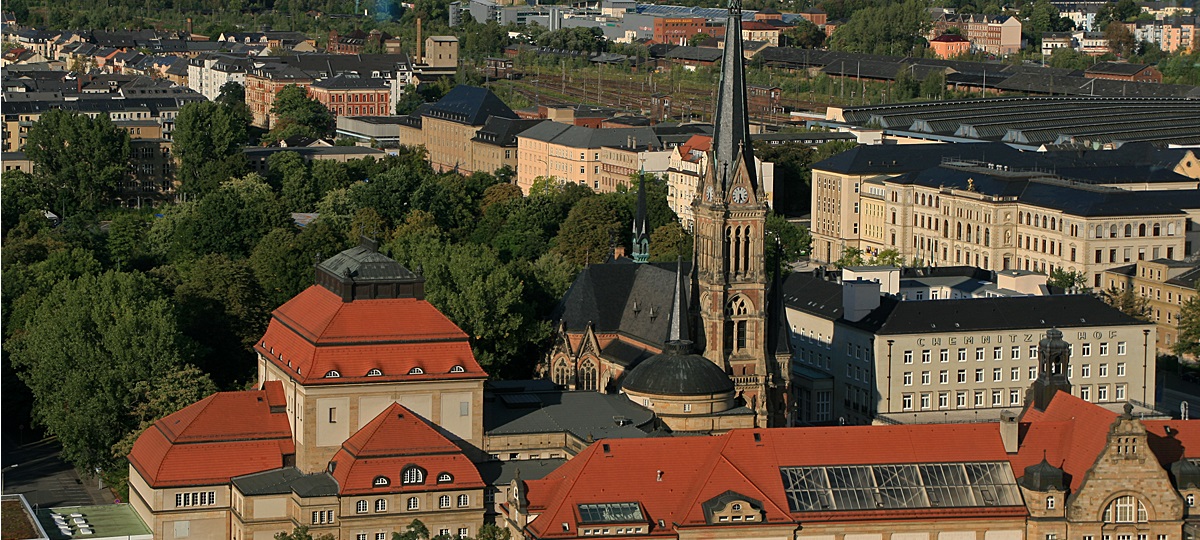 Die St. Petrikirche von oben