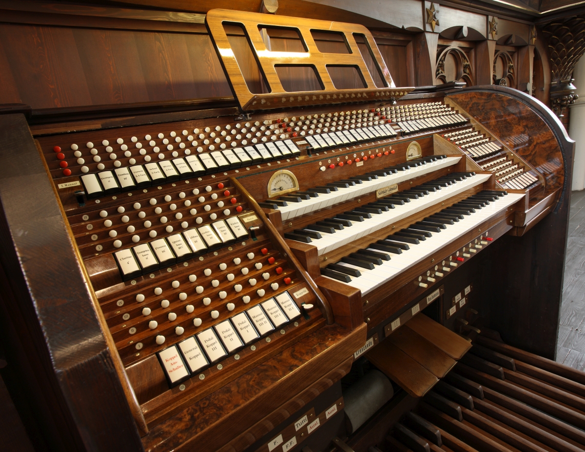 Orgel – Spieltisch