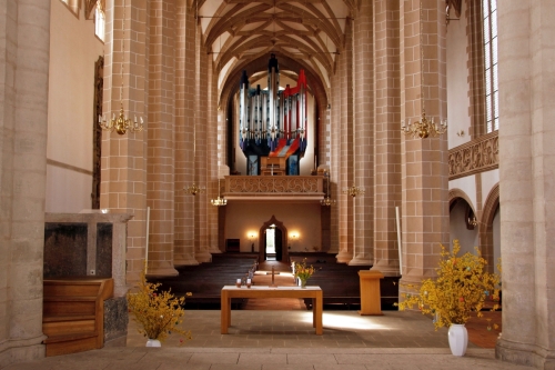 Blick nach Westen zur Orgelempore